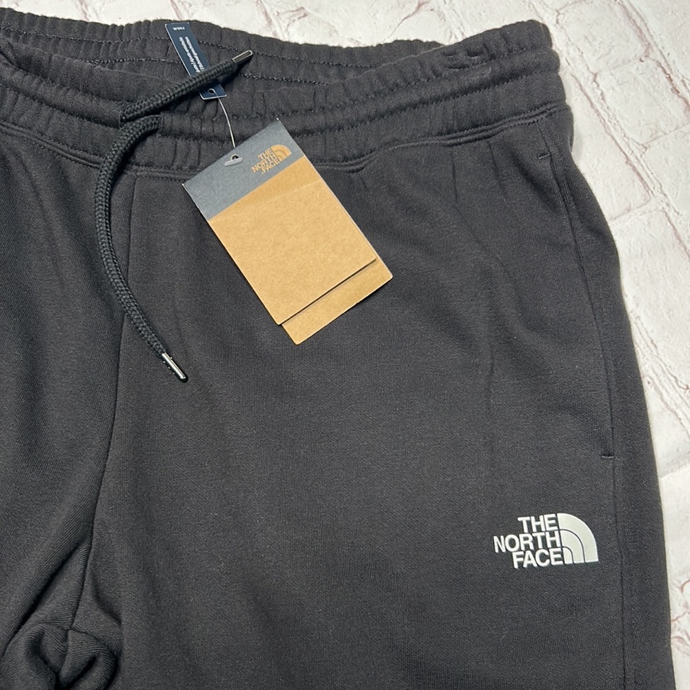 The North Face Women’s Crop Joggers - Picture 3 of 5